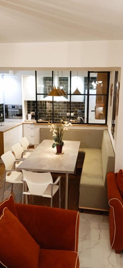 Liege 4420 Rue Jean Jaures 45 Grande Maison Joyeuse Avec Terrasse 30M2 Pour 8 Personnes Maximum 圣尼古拉 外观 照片