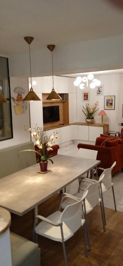 Liege 4420 Rue Jean Jaures 45 Grande Maison Joyeuse Avec Terrasse 30M2 Pour 8 Personnes Maximum 圣尼古拉 外观 照片