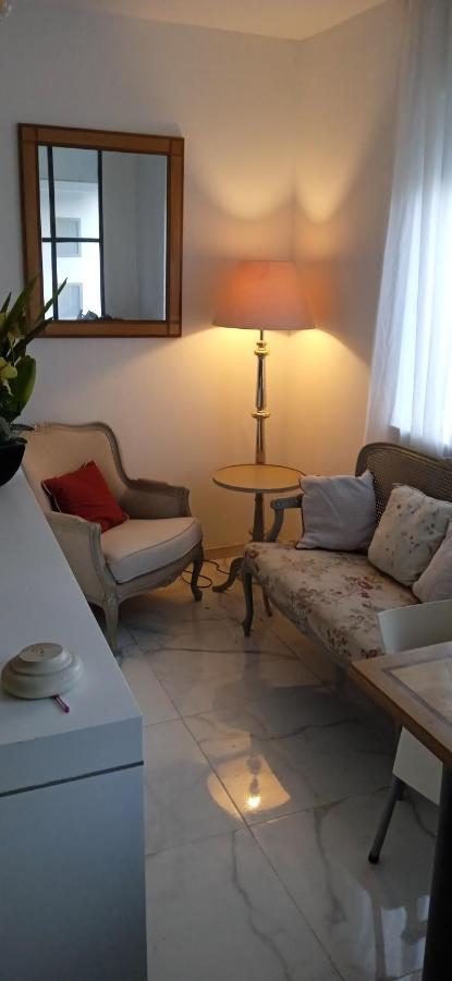 Liege 4420 Rue Jean Jaures 45 Grande Maison Joyeuse Avec Terrasse 30M2 Pour 8 Personnes Maximum 圣尼古拉 外观 照片