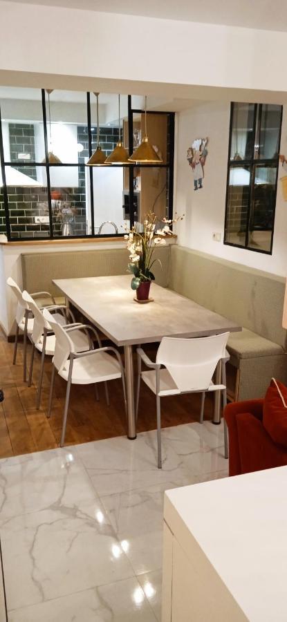 Liege 4420 Rue Jean Jaures 45 Grande Maison Joyeuse Avec Terrasse 30M2 Pour 8 Personnes Maximum 圣尼古拉 外观 照片