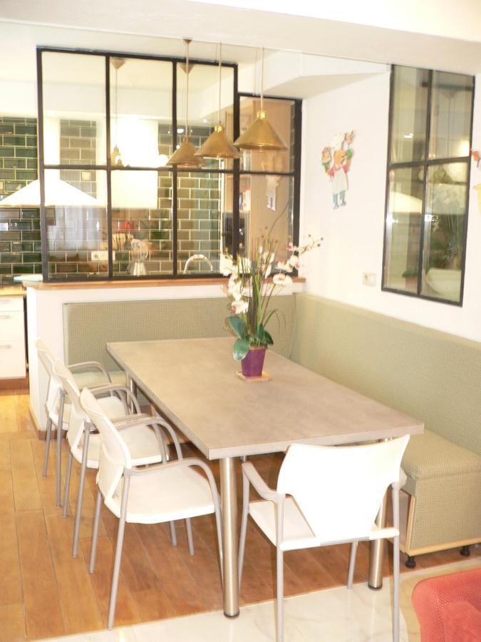 Liege 4420 Rue Jean Jaures 45 Grande Maison Joyeuse Avec Terrasse 30M2 Pour 8 Personnes Maximum 圣尼古拉 外观 照片
