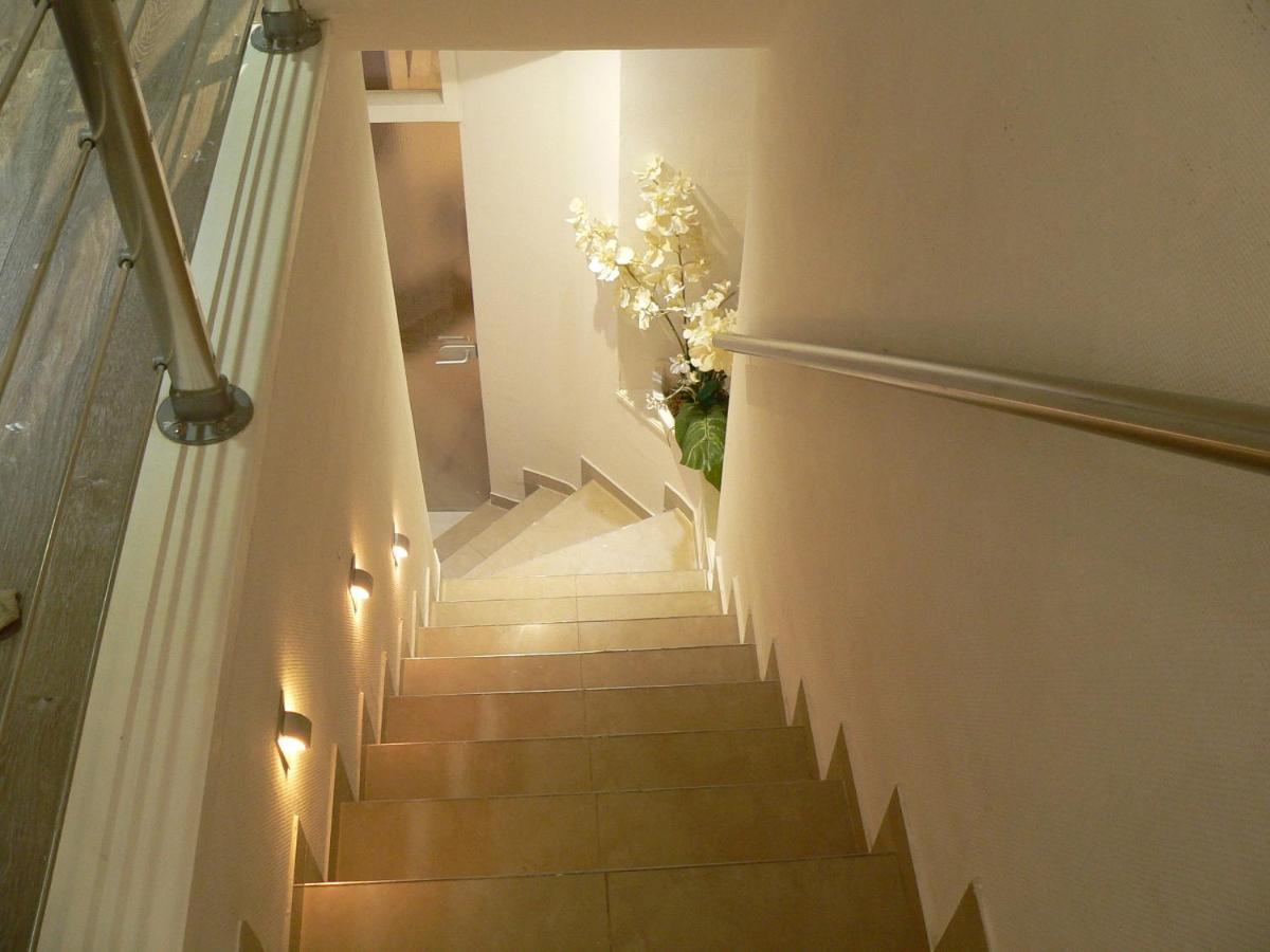 Liege 4420 Rue Jean Jaures 45 Grande Maison Joyeuse Avec Terrasse 30M2 Pour 8 Personnes Maximum 圣尼古拉 外观 照片