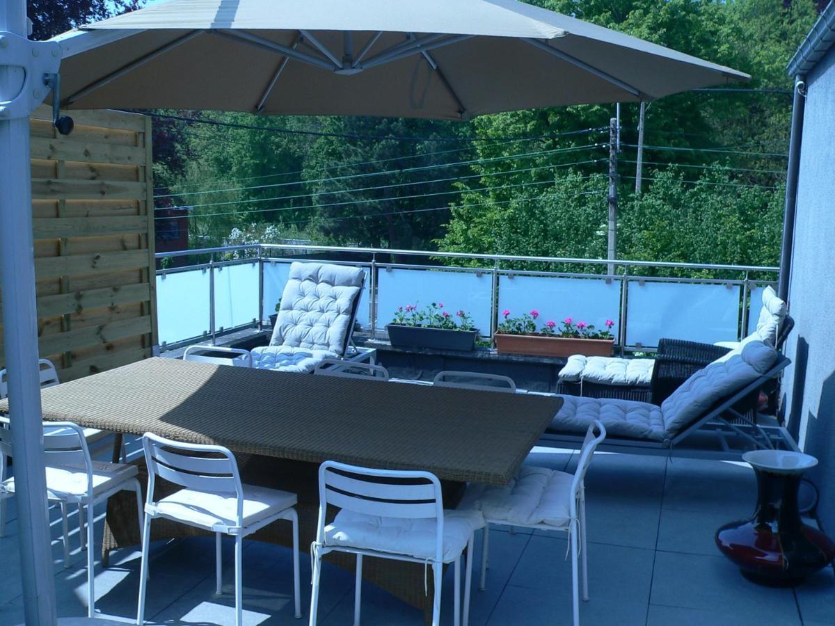 Liege 4420 Rue Jean Jaures 45 Grande Maison Joyeuse Avec Terrasse 30M2 Pour 8 Personnes Maximum 圣尼古拉 外观 照片