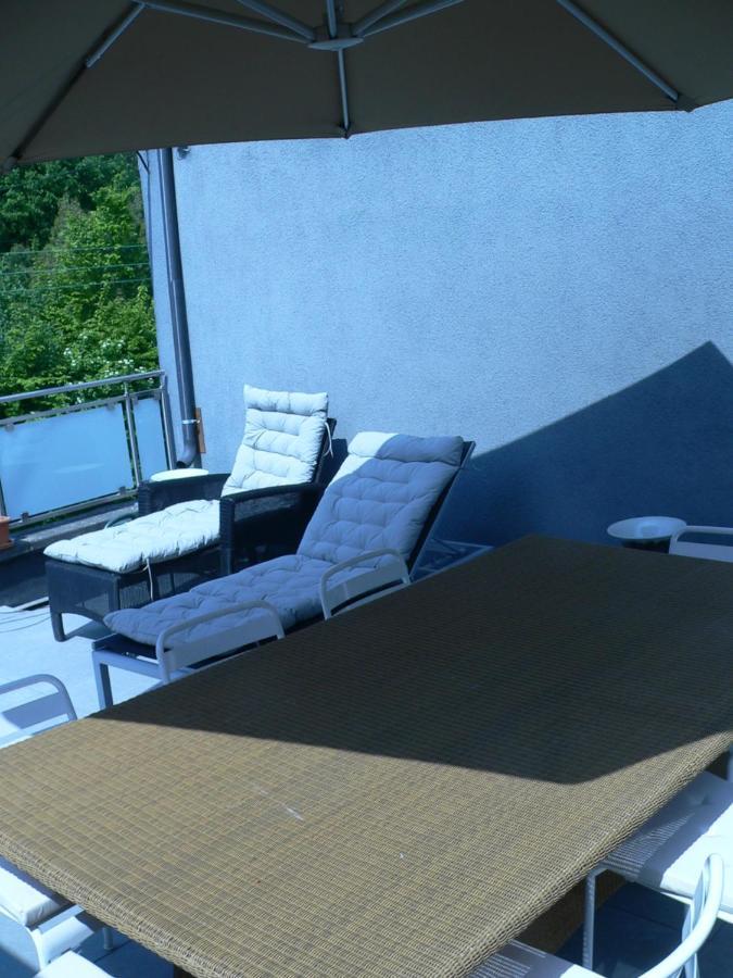 Liege 4420 Rue Jean Jaures 45 Grande Maison Joyeuse Avec Terrasse 30M2 Pour 8 Personnes Maximum 圣尼古拉 外观 照片