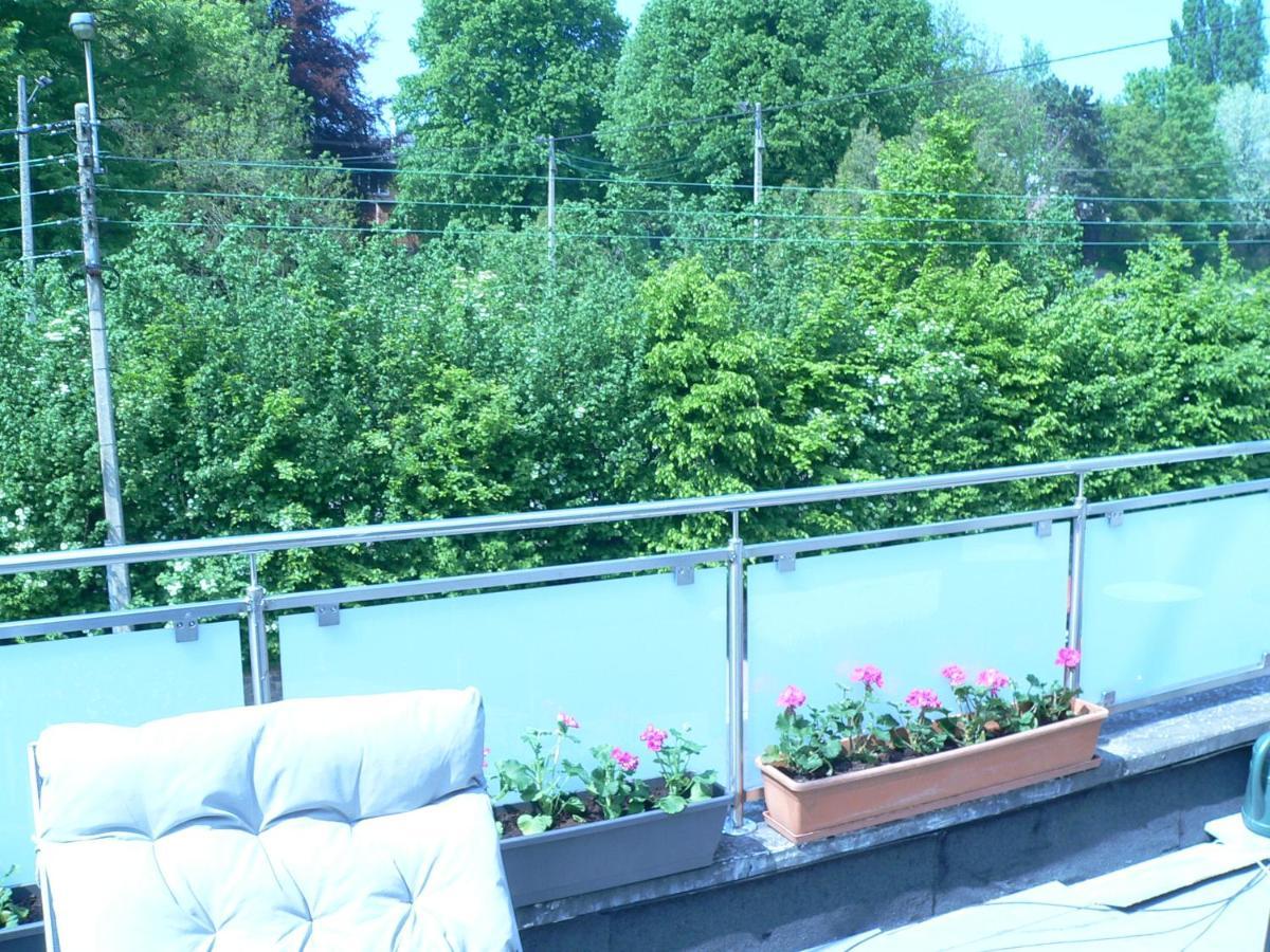 Liege 4420 Rue Jean Jaures 45 Grande Maison Joyeuse Avec Terrasse 30M2 Pour 8 Personnes Maximum 圣尼古拉 外观 照片